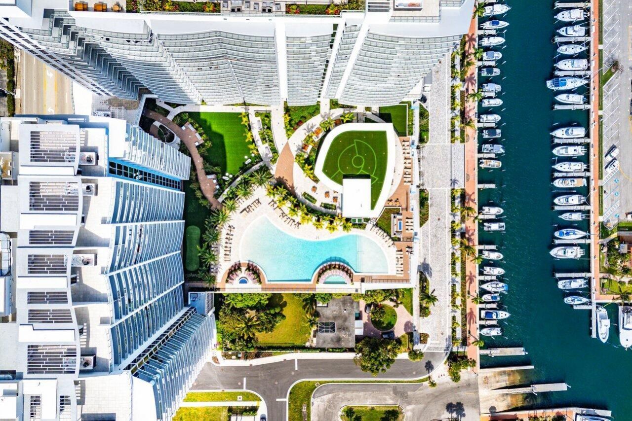 220 Lake Shore Drive, Unit 1415, Lake Park, FL 33403 Photo