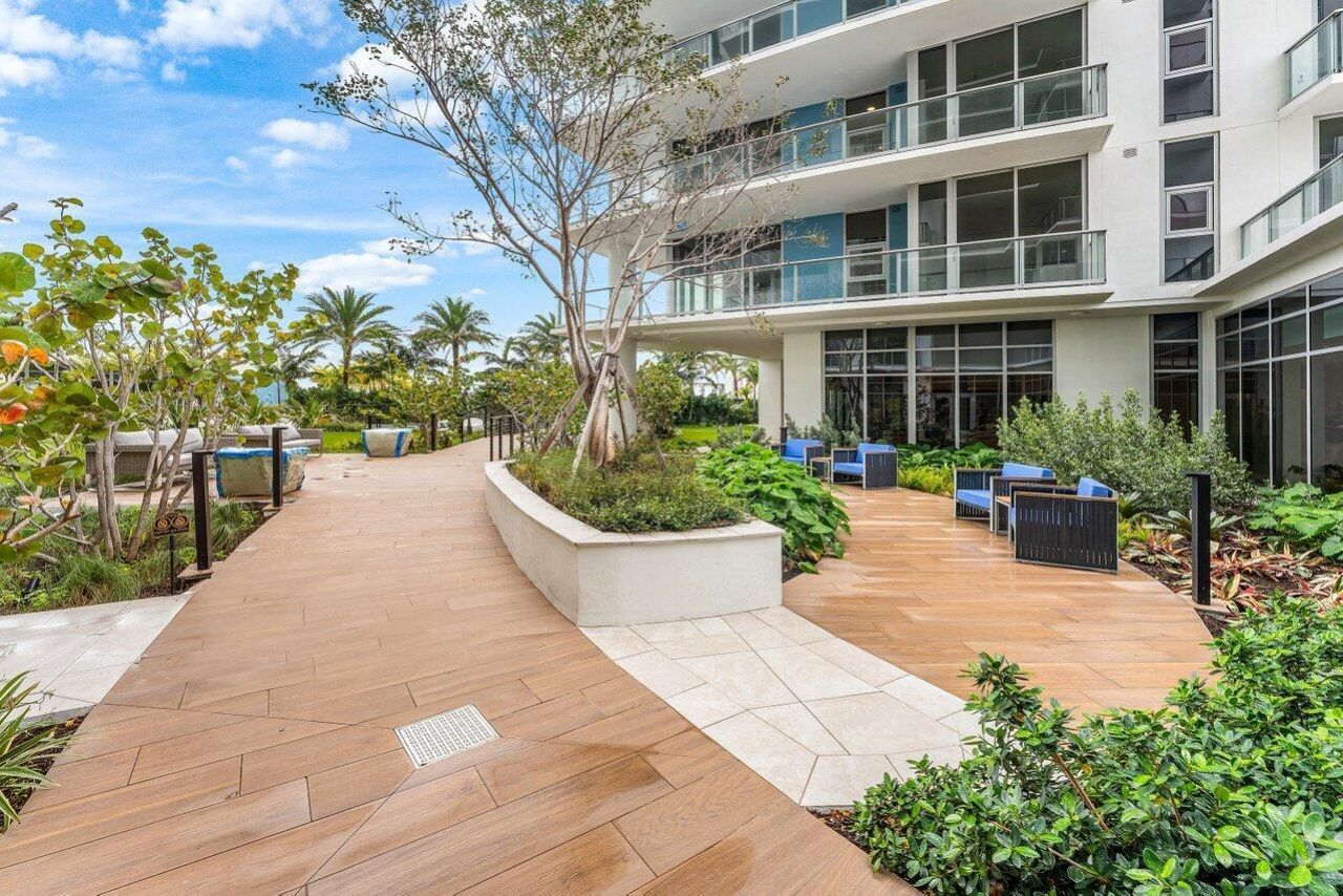 220 Lake Shore Drive, Unit 1415, Lake Park, FL 33403 Photo