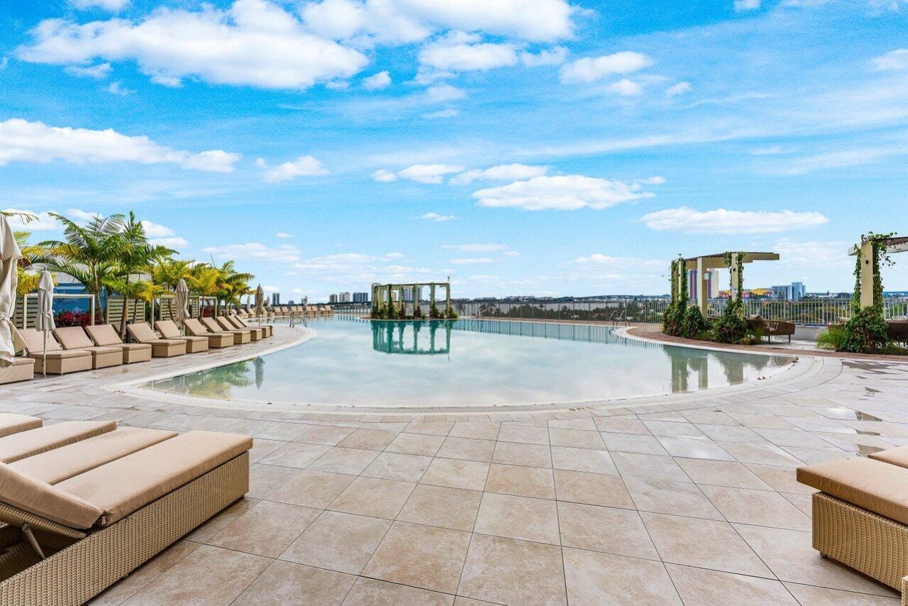 220 Lake Shore Drive, Unit 1415, Lake Park, FL 33403 Photo