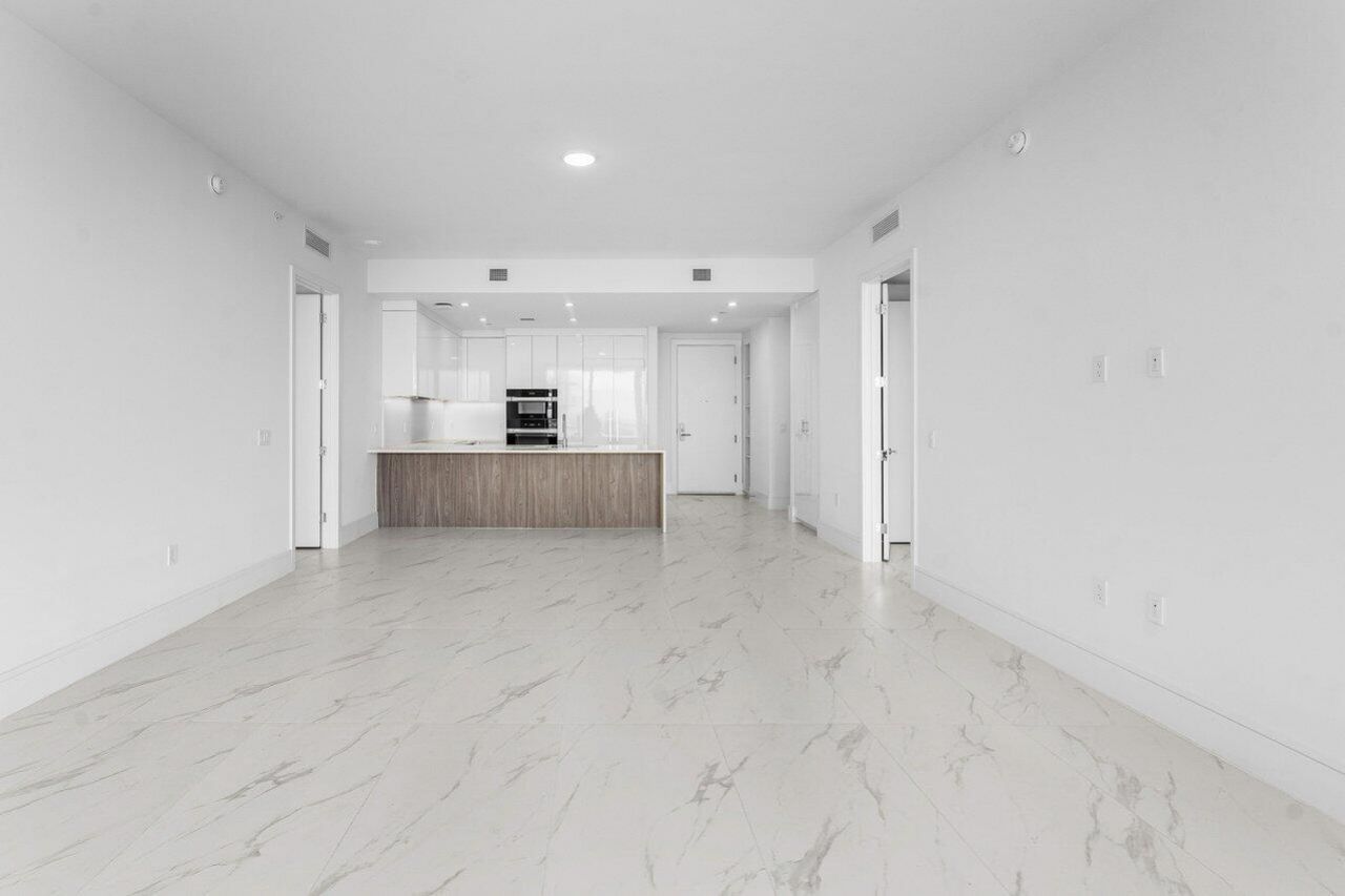 220 Lake Shore Drive, Unit 1415, Lake Park, FL 33403 Photo