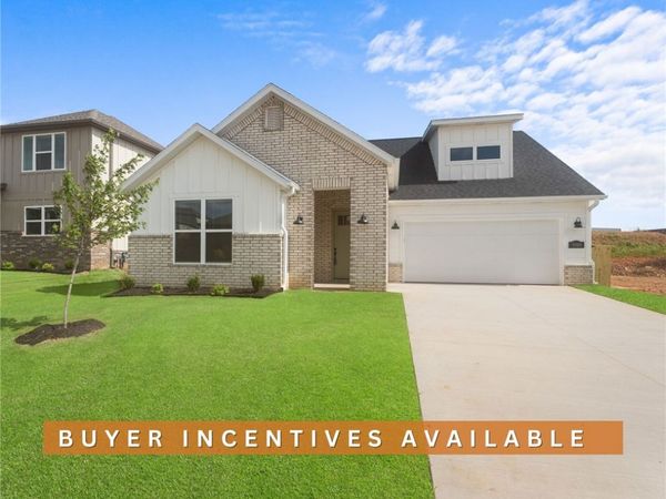 5908 SW Omaha Avenue, Bentonville, AR 72713