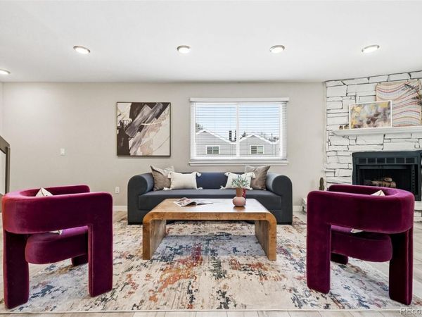 30 S Moline Street , Aurora, CO 80012