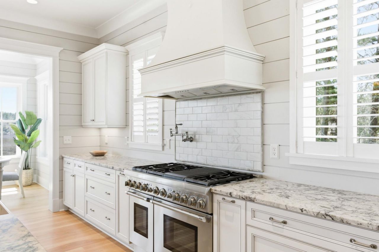 7539 Ladys Secret Lane Photo 16