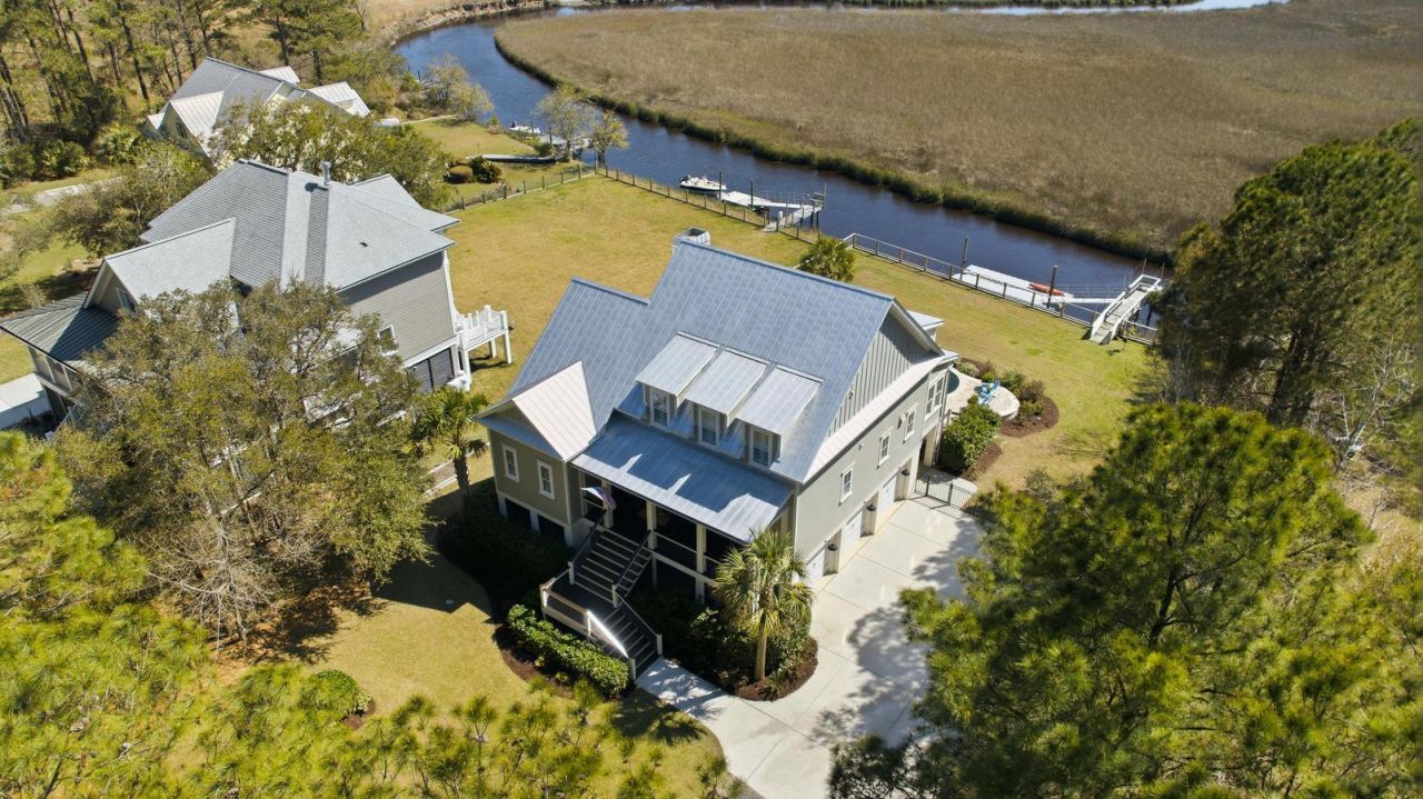 7539 Ladys Secret Lane Photo 4