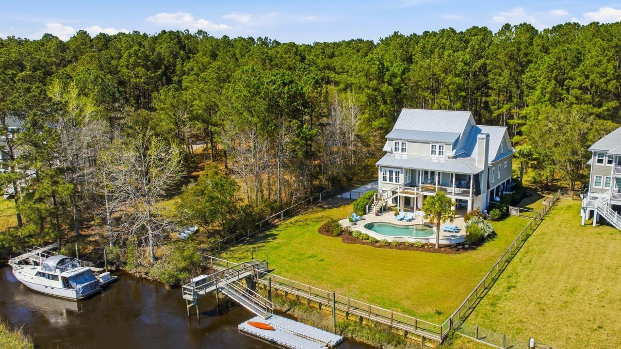 7539 Ladys Secret Lane Photo 71