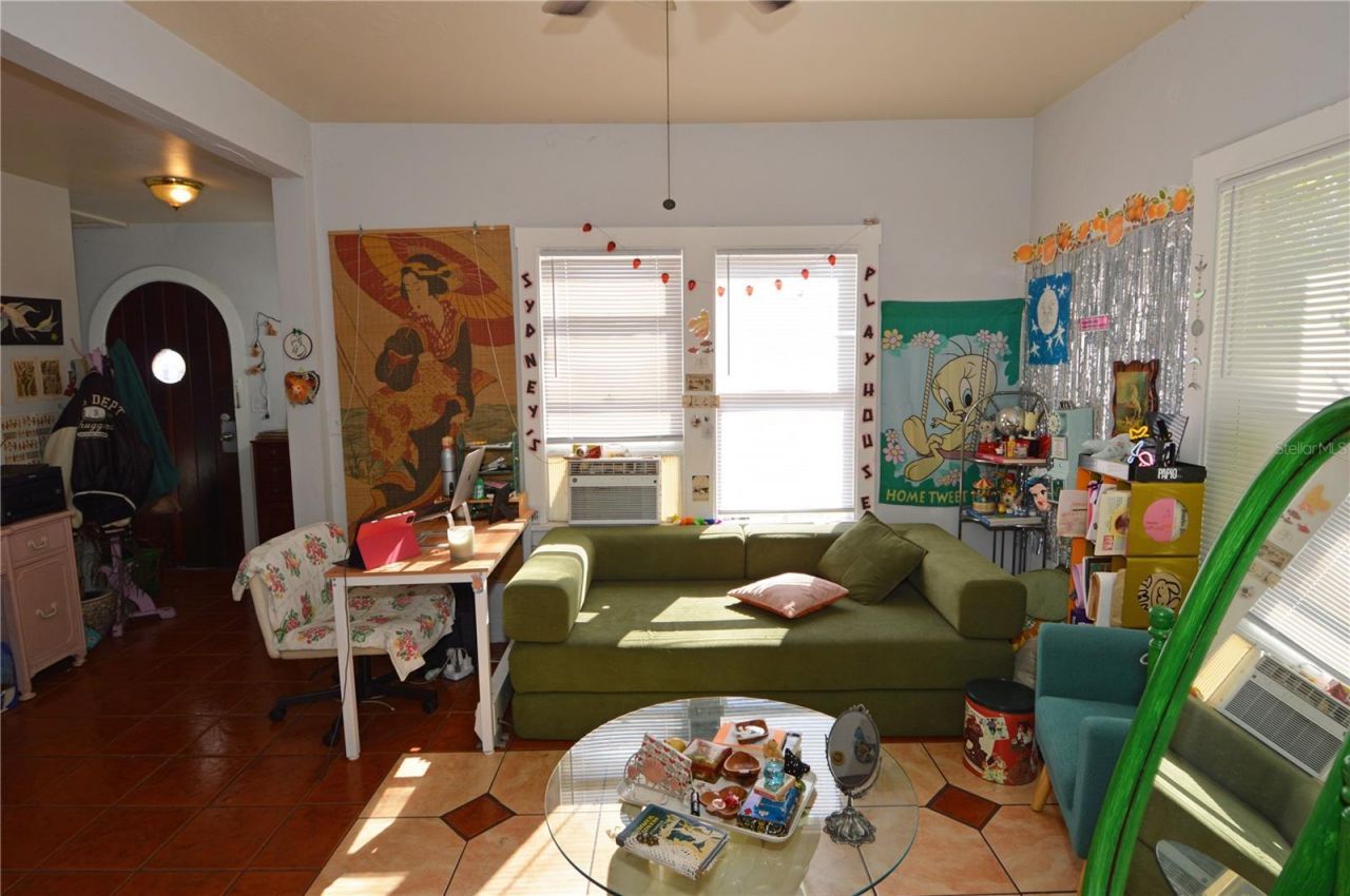 2800 Dartmouth Avenue N, Saint Petersburg, FL 33713 Photo