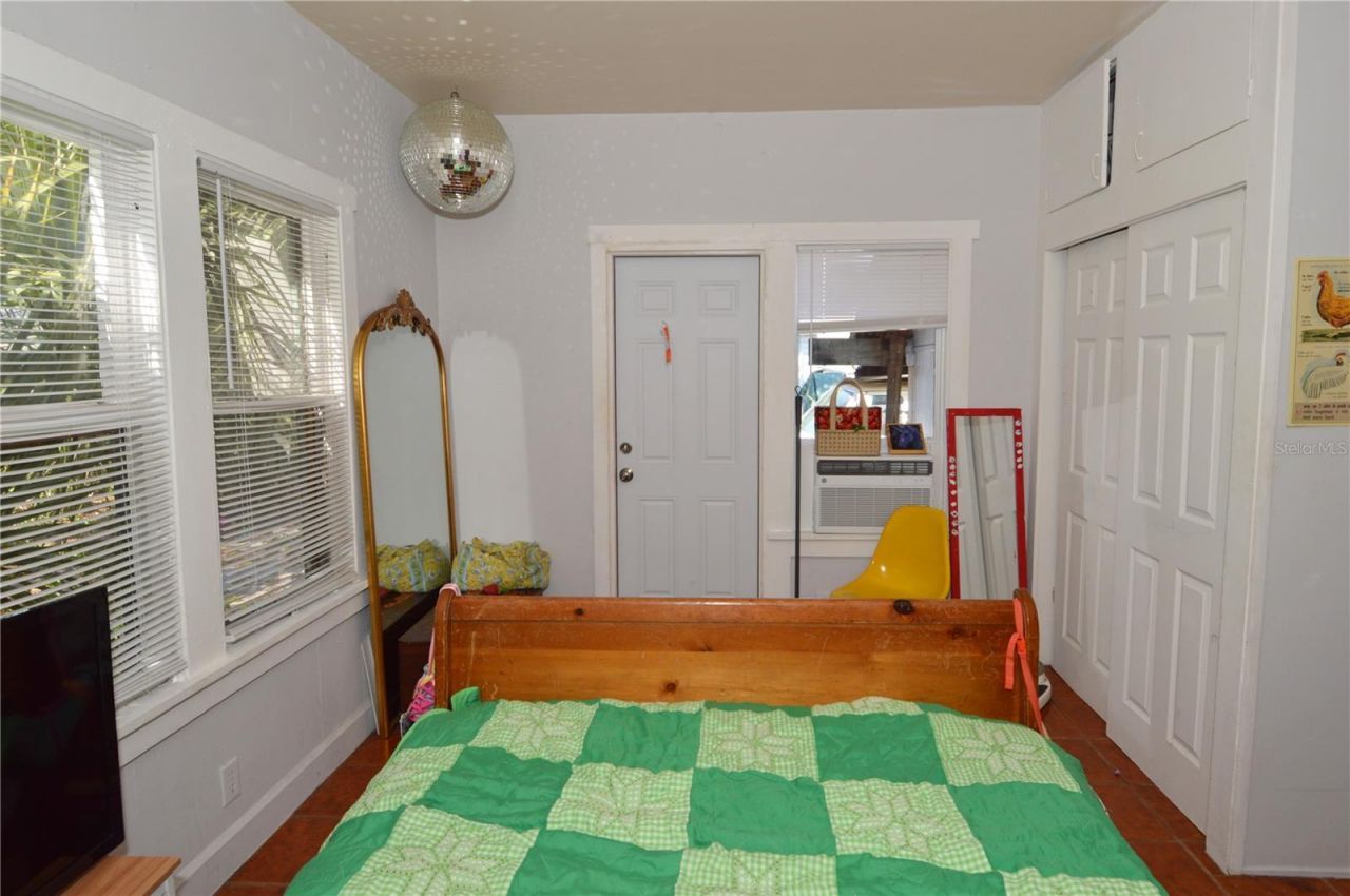 2800 Dartmouth Avenue N, Saint Petersburg, FL 33713 Photo