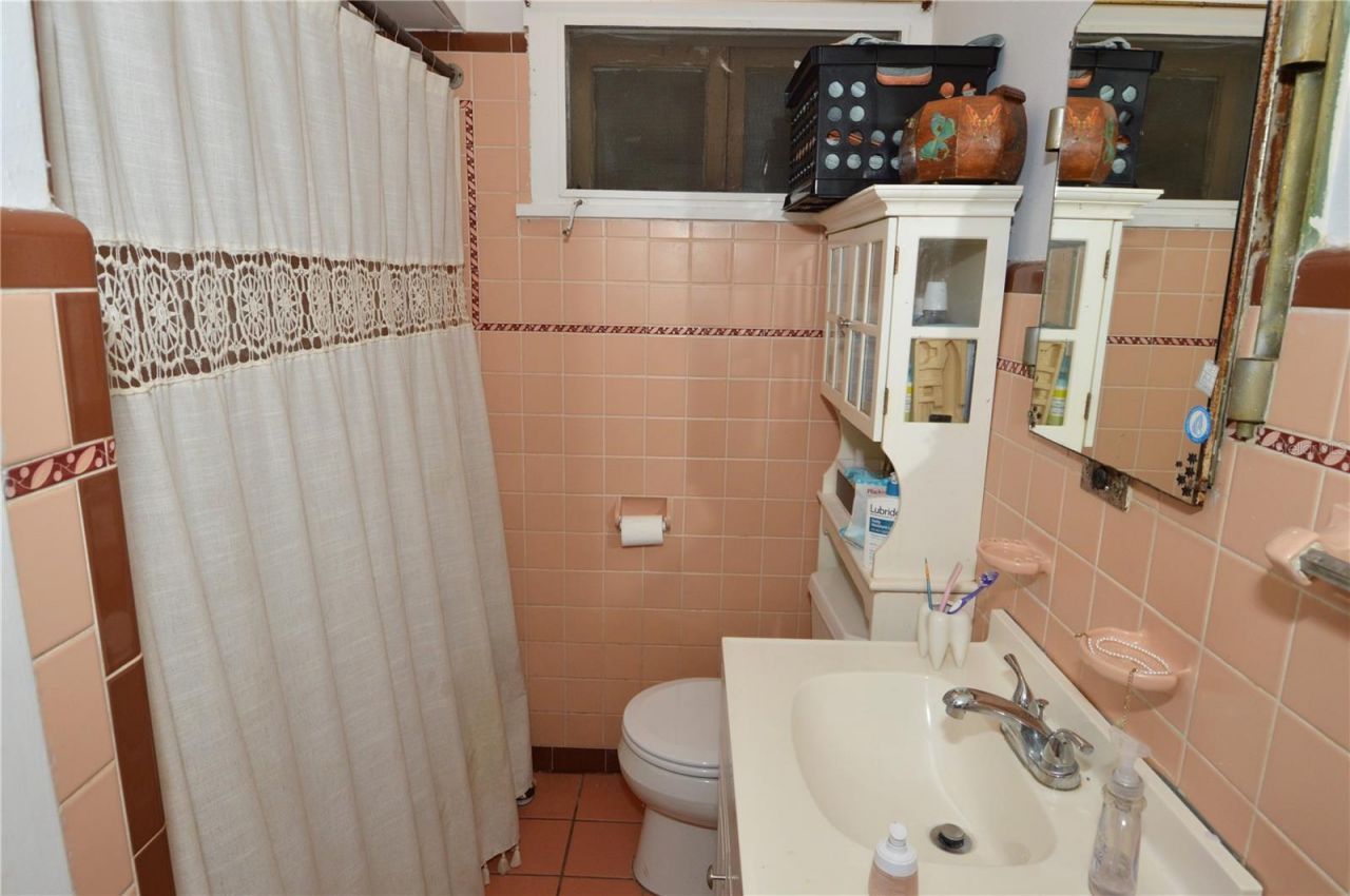 2800 Dartmouth Avenue N, Saint Petersburg, FL 33713 Photo