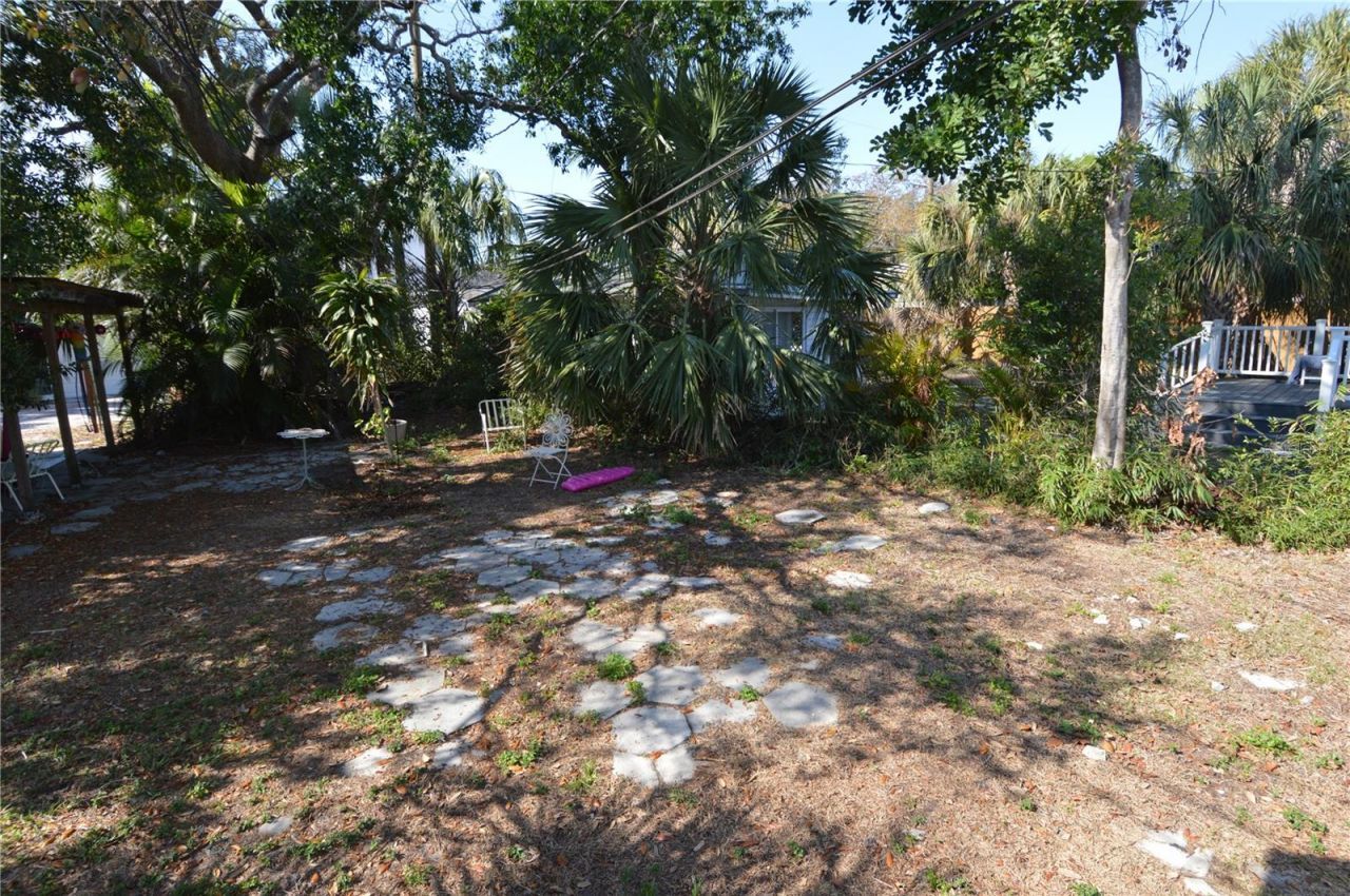 2800 Dartmouth Avenue N, Saint Petersburg, FL 33713 Photo