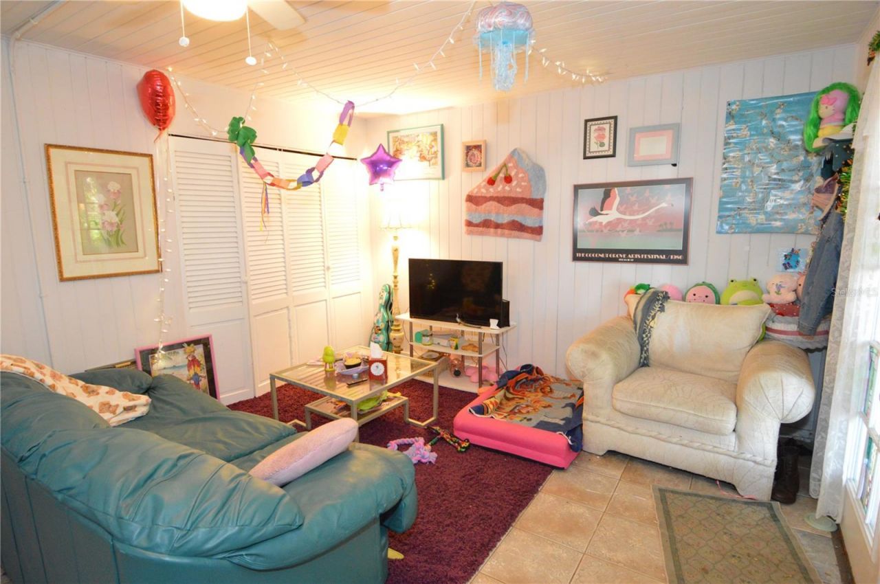 2800 Dartmouth Avenue N, Saint Petersburg, FL 33713 Photo