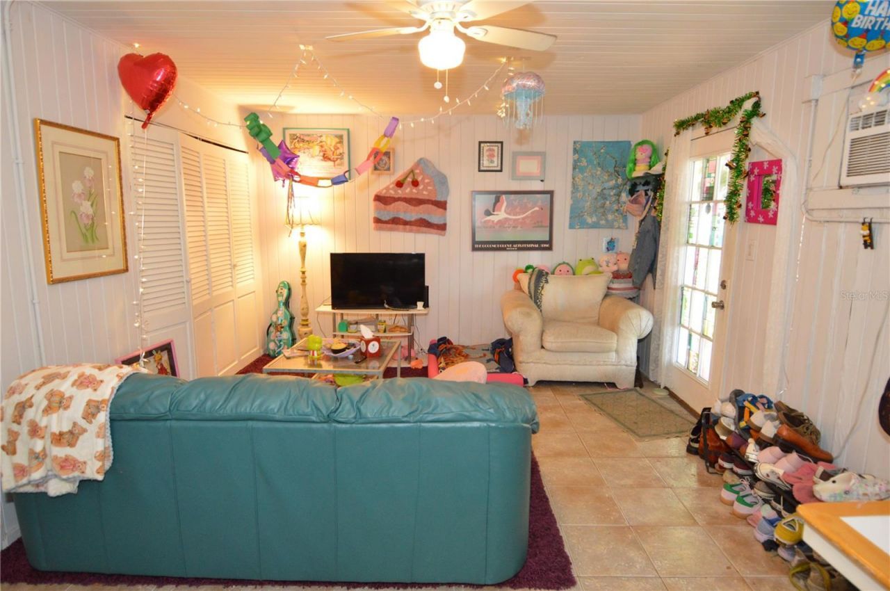 2800 Dartmouth Avenue N, Saint Petersburg, FL 33713 Photo