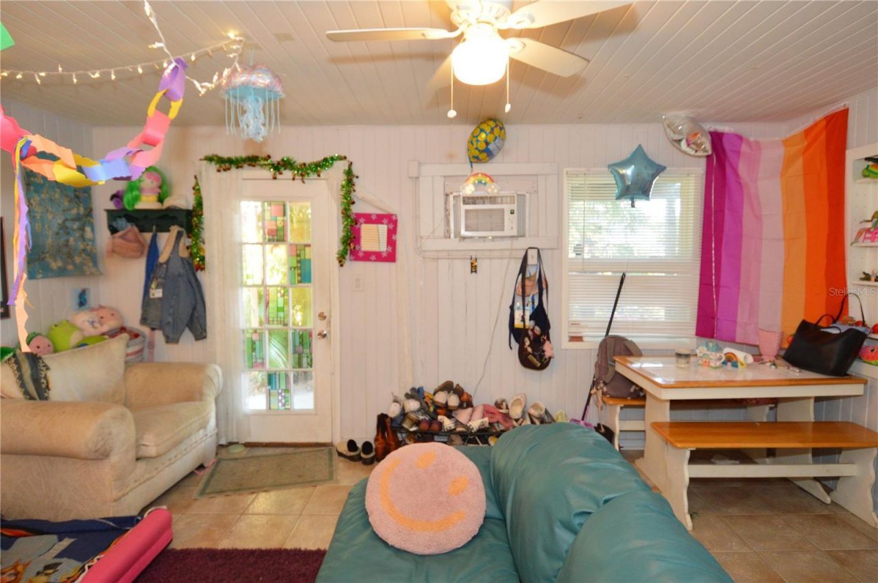 2800 Dartmouth Avenue N, Saint Petersburg, FL 33713 Photo