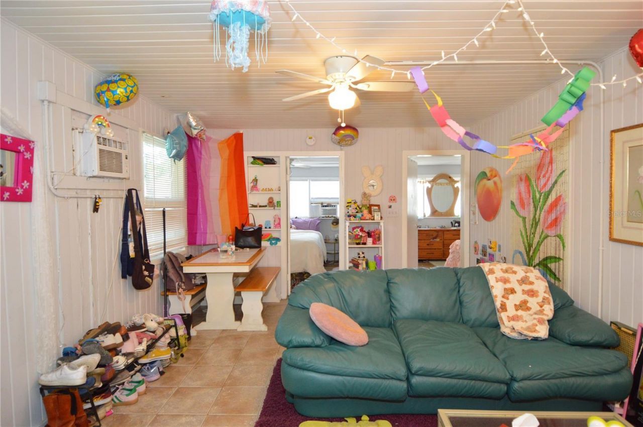 2800 Dartmouth Avenue N, Saint Petersburg, FL 33713 Photo