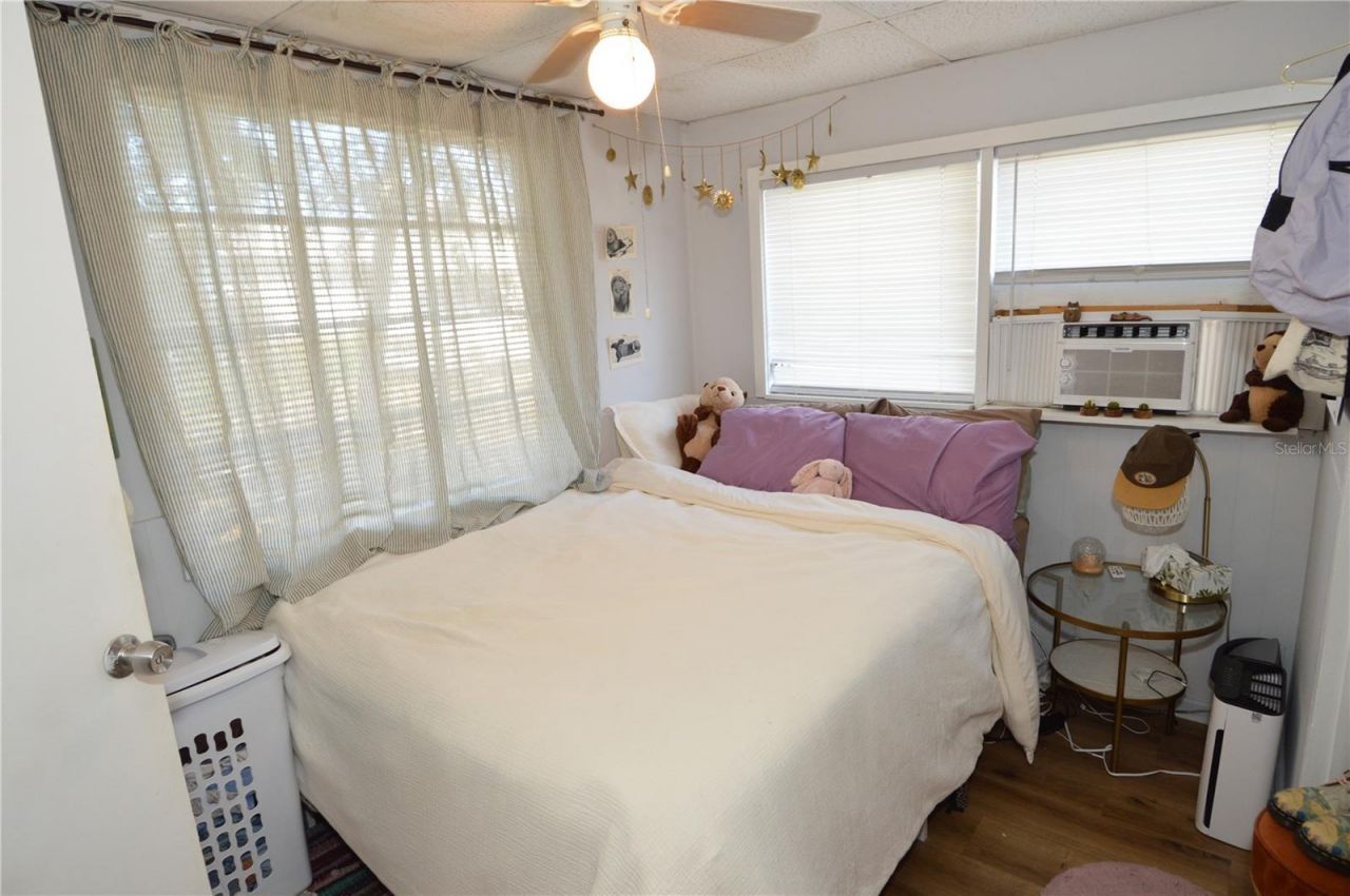 2800 Dartmouth Avenue N, Saint Petersburg, FL 33713 Photo