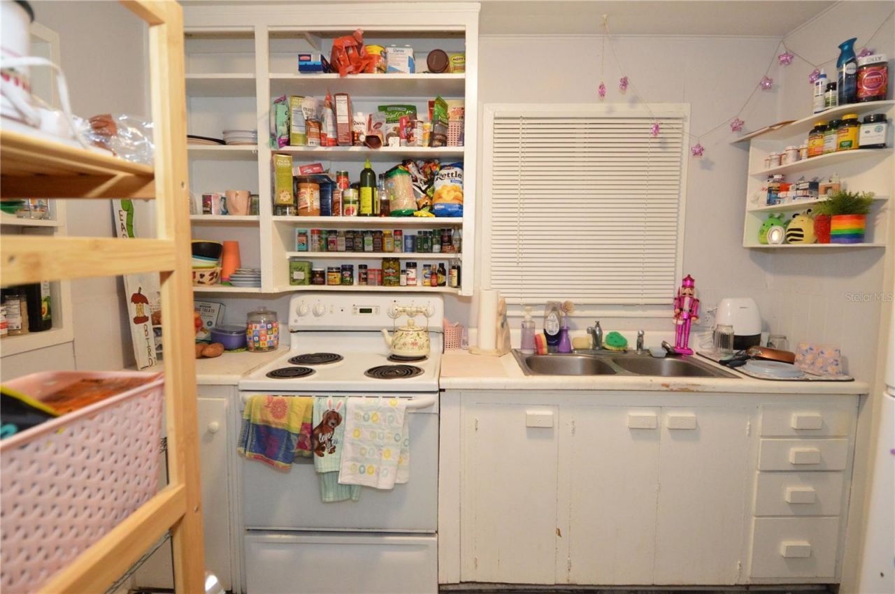 2800 Dartmouth Avenue N, Saint Petersburg, FL 33713 Photo