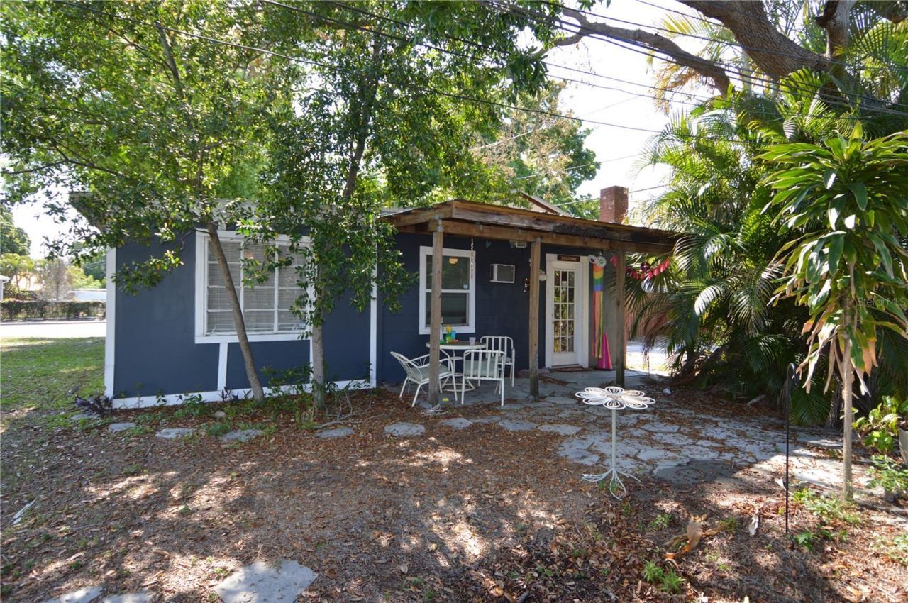 2800 Dartmouth Avenue N, Saint Petersburg, FL 33713 Photo