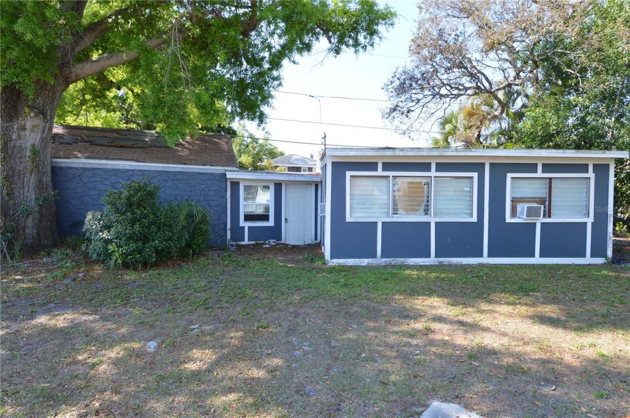 2800 Dartmouth Avenue N, Saint Petersburg, FL 33713 Photo