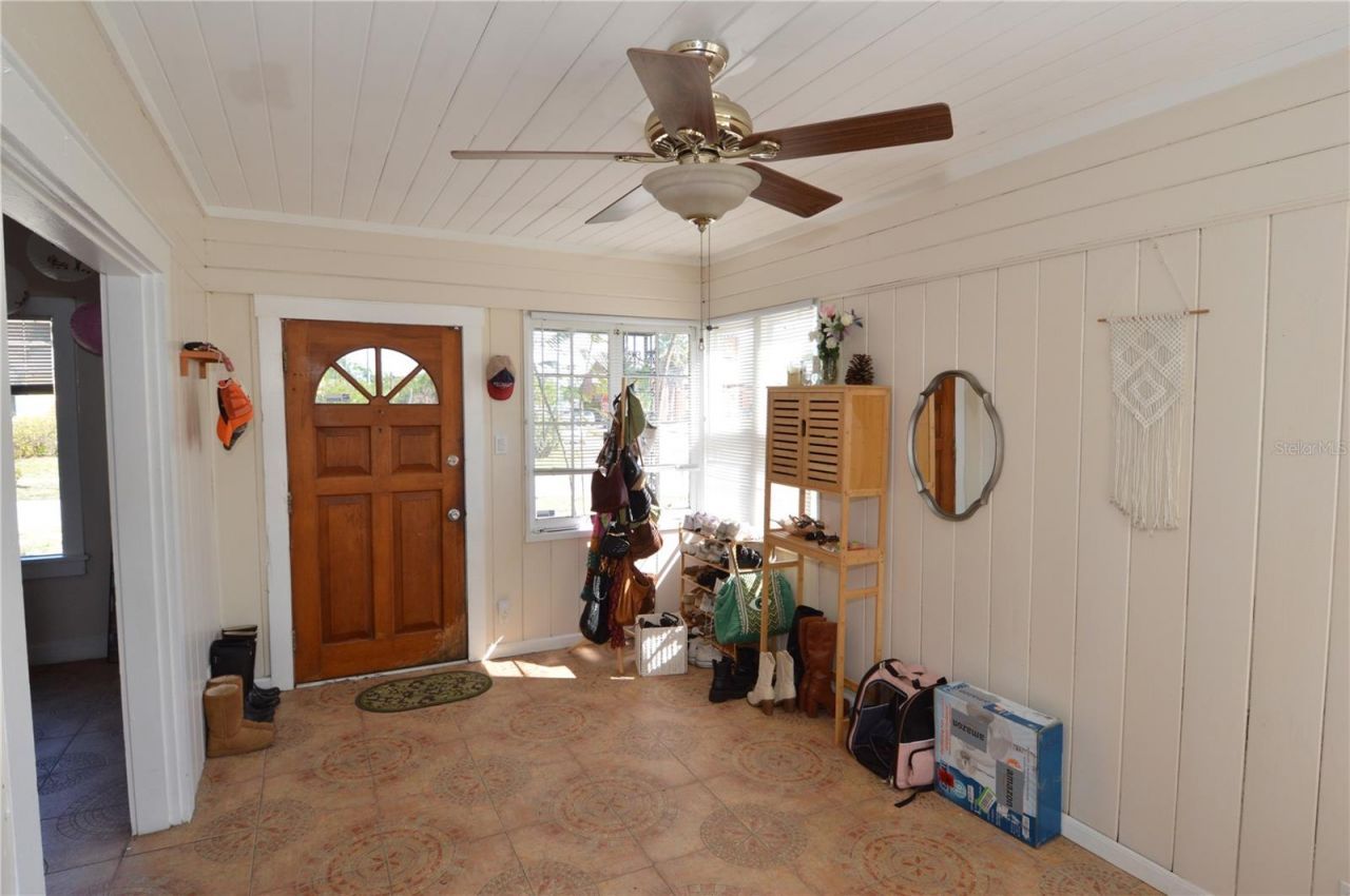 2800 Dartmouth Avenue N, Saint Petersburg, FL 33713 Photo