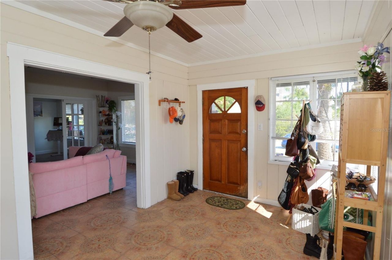 2800 Dartmouth Avenue N, Saint Petersburg, FL 33713 Photo