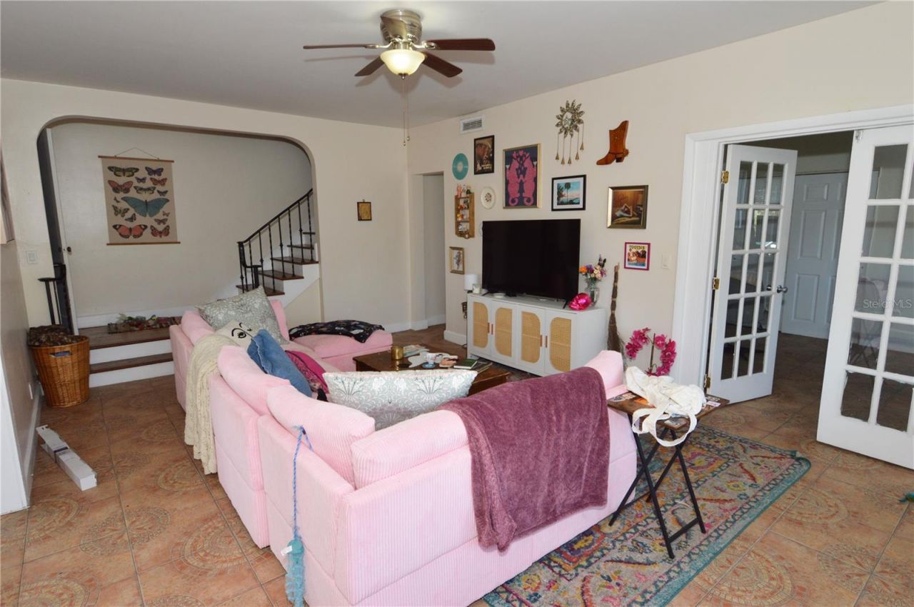 2800 Dartmouth Avenue N, Saint Petersburg, FL 33713 Photo