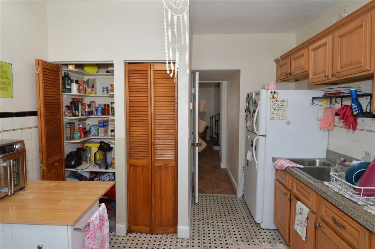 2800 Dartmouth Avenue N, Saint Petersburg, FL 33713 Photo