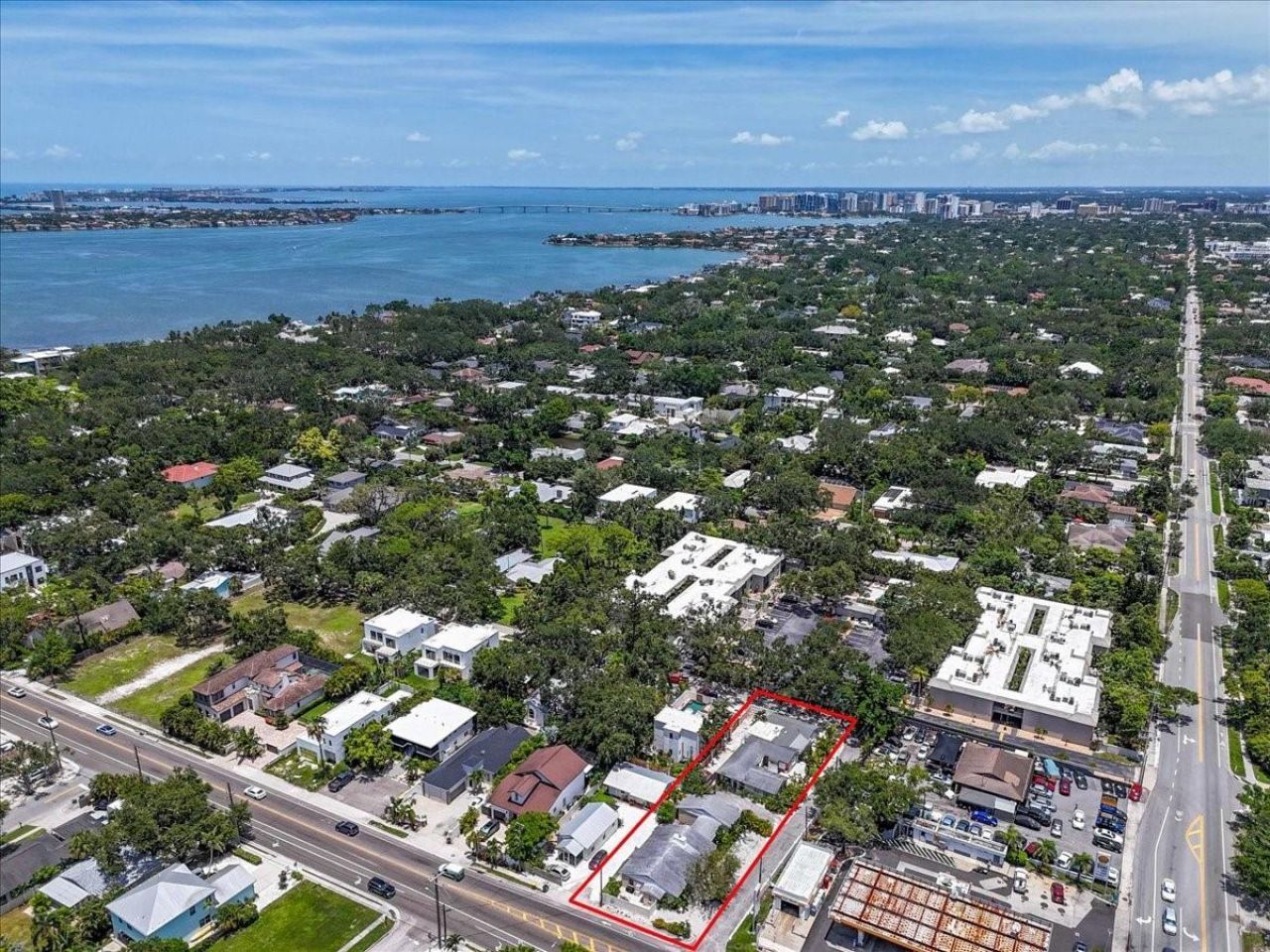 1761 Siesta Drive , Sarasota, FL 34239 Photo