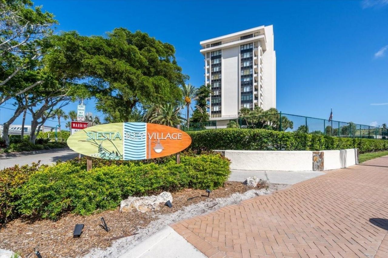 1761 Siesta Drive , Sarasota, FL 34239 Photo