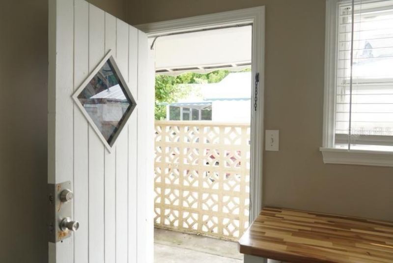 1761 Siesta Drive , Sarasota, FL 34239 Photo