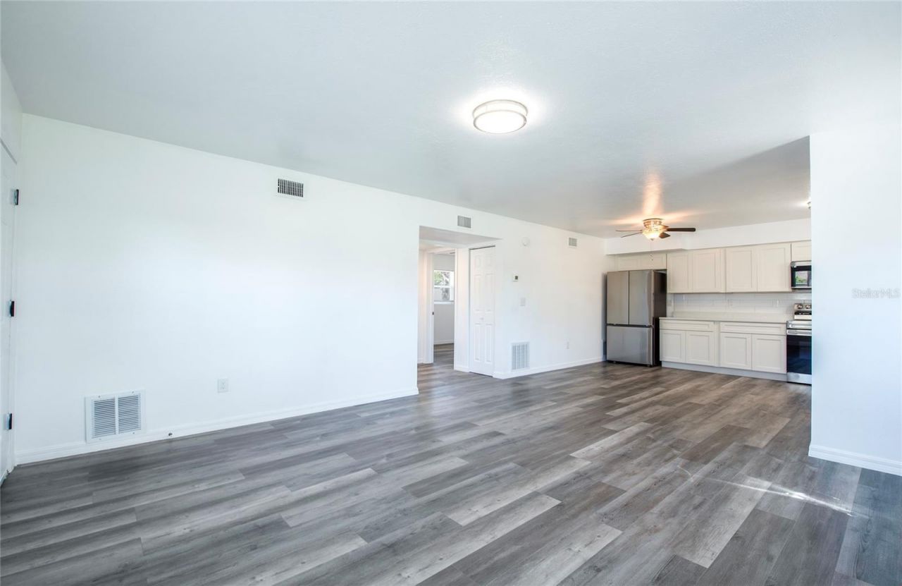 717 E Gulf Boulevard, Unit 1, Indian Rocks Beach, FL 33785 Photo