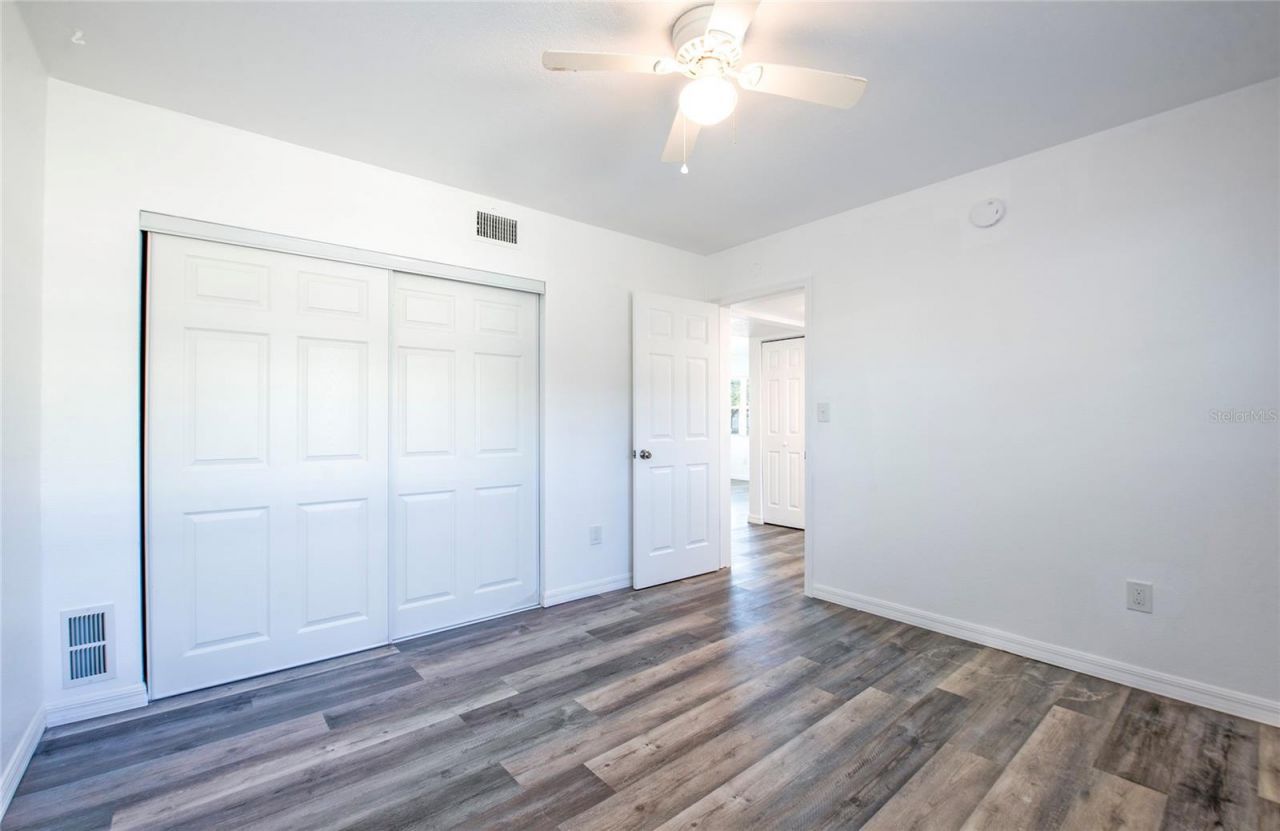 717 E Gulf Boulevard, Unit 1, Indian Rocks Beach, FL 33785 Photo