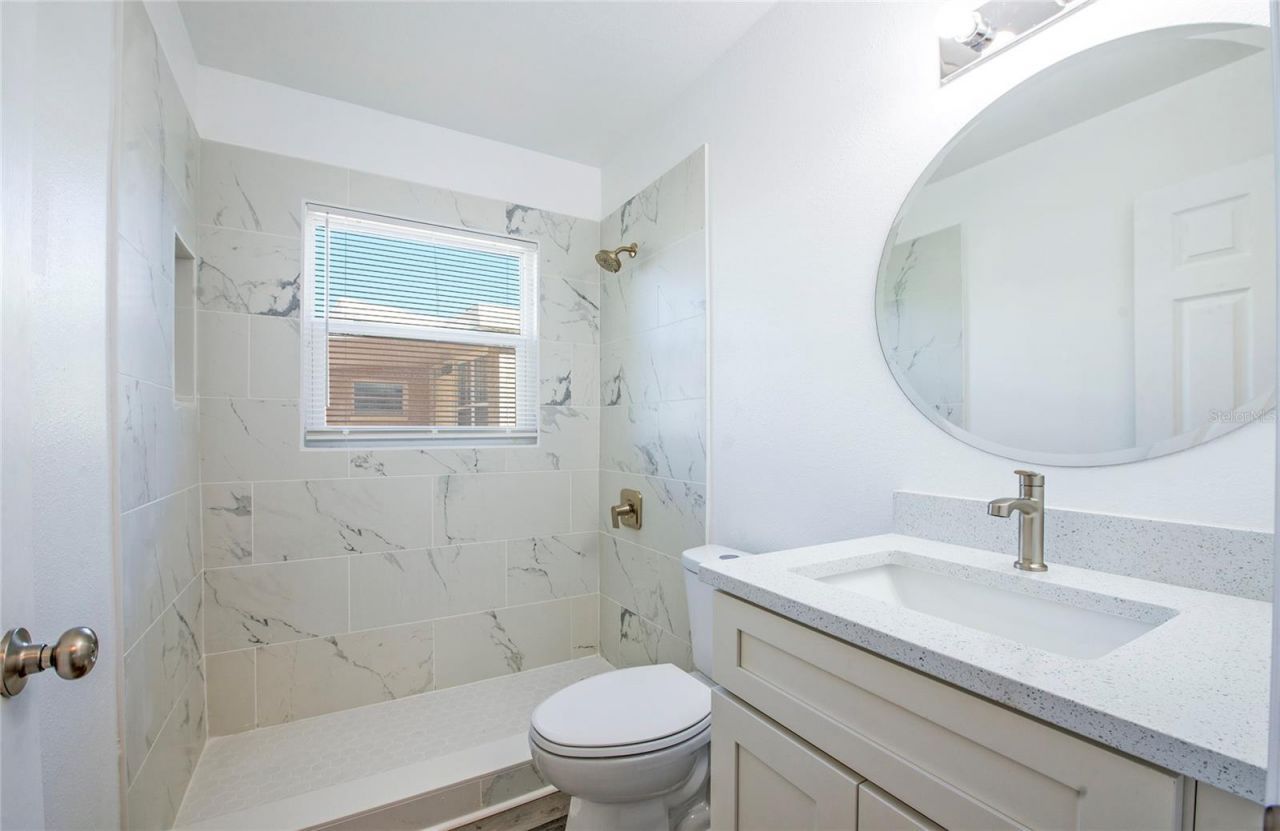 717 E Gulf Boulevard, Unit 1, Indian Rocks Beach, FL 33785 Photo