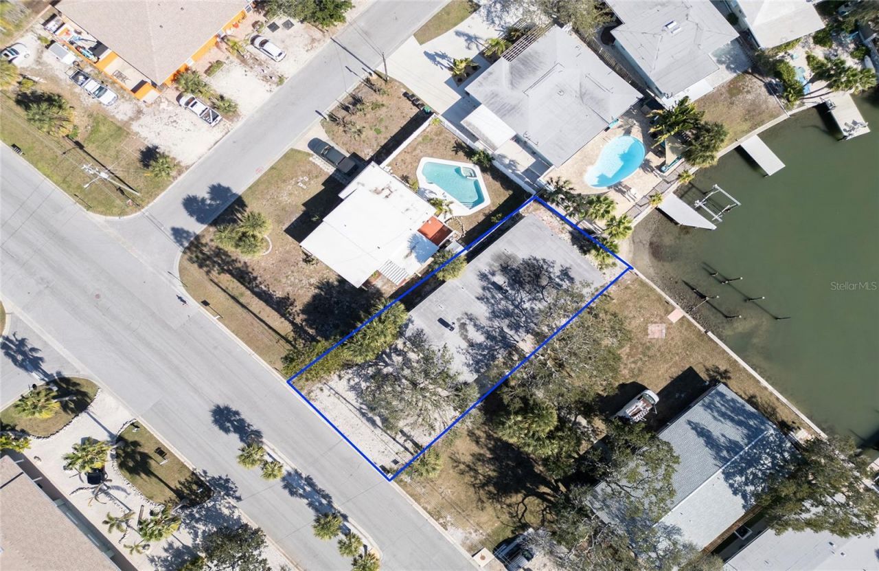 717 E Gulf Boulevard, Unit 1, Indian Rocks Beach, FL 33785 Photo