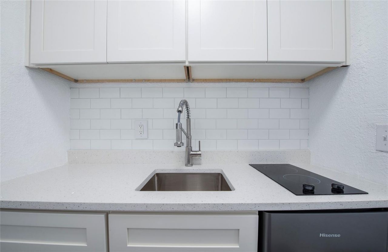 717 E Gulf Boulevard, Unit 1, Indian Rocks Beach, FL 33785 Photo