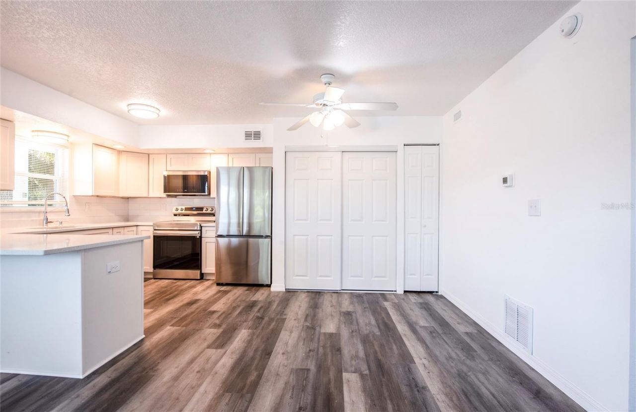 717 E Gulf Boulevard, Unit 1, Indian Rocks Beach, FL 33785 Photo