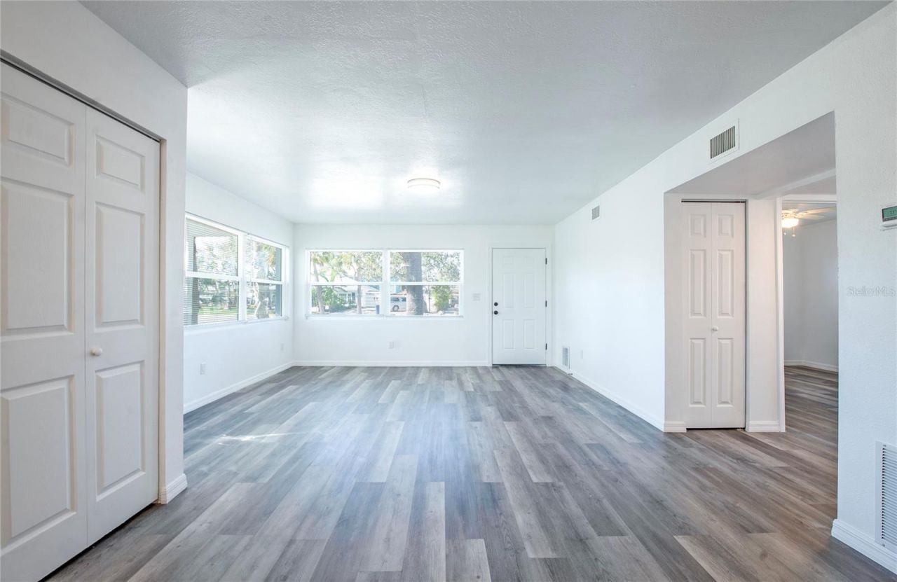 717 E Gulf Boulevard, Unit 1, Indian Rocks Beach, FL 33785 Photo