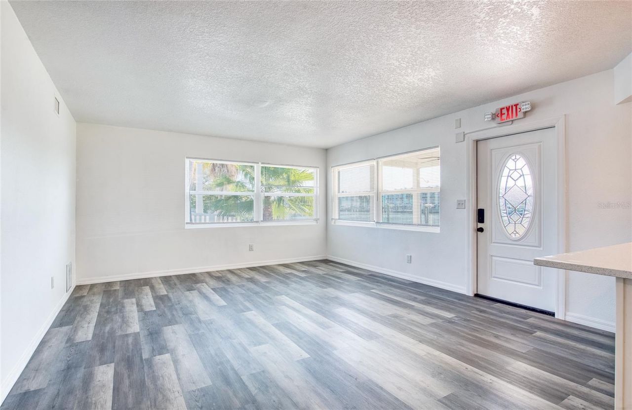 717 E Gulf Boulevard, Unit 1, Indian Rocks Beach, FL 33785 Photo