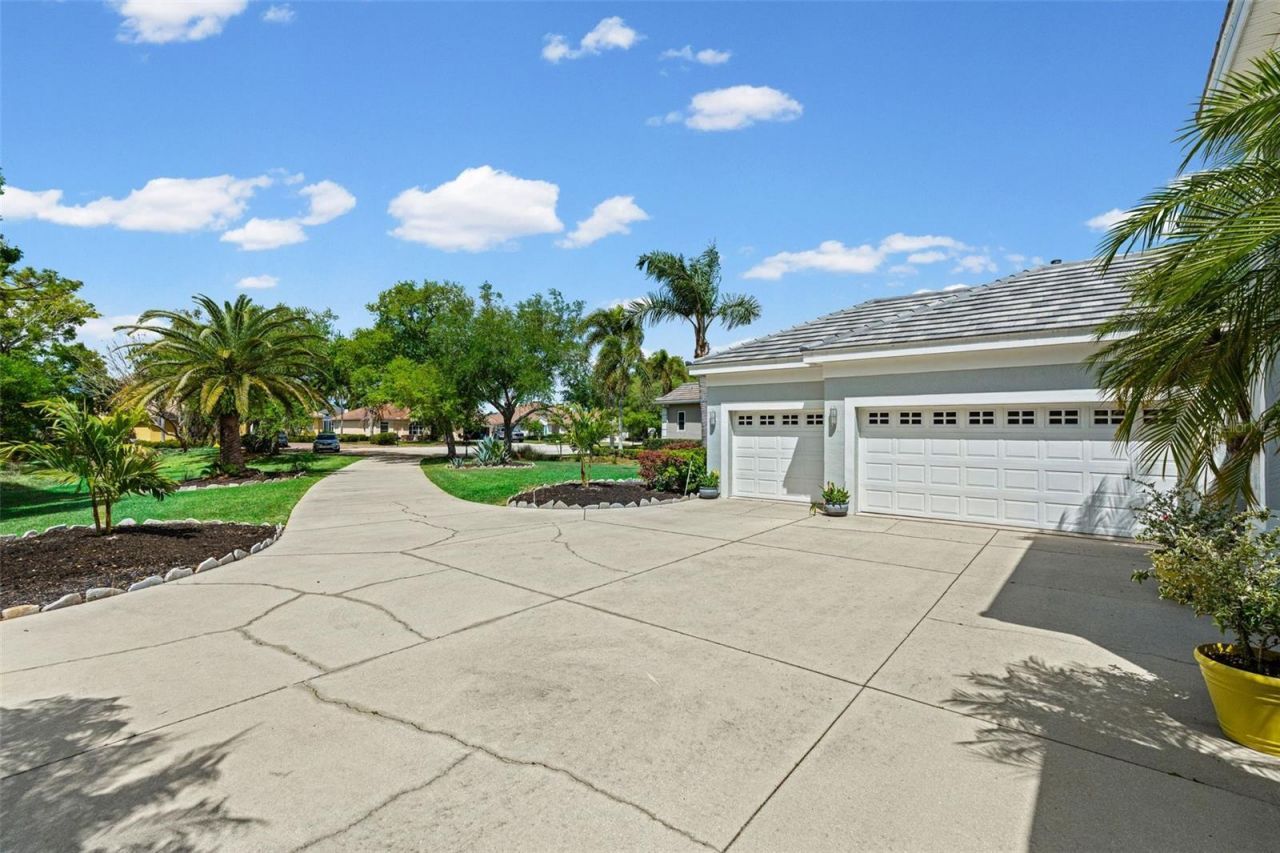 7517 Coventry Court, Lakewood Ranch, FL 34202 Photo