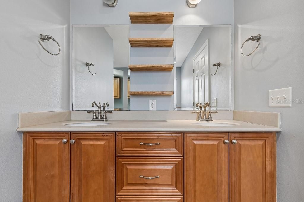 994 S Brink Avenue , Sarasota, FL 34237 Photo