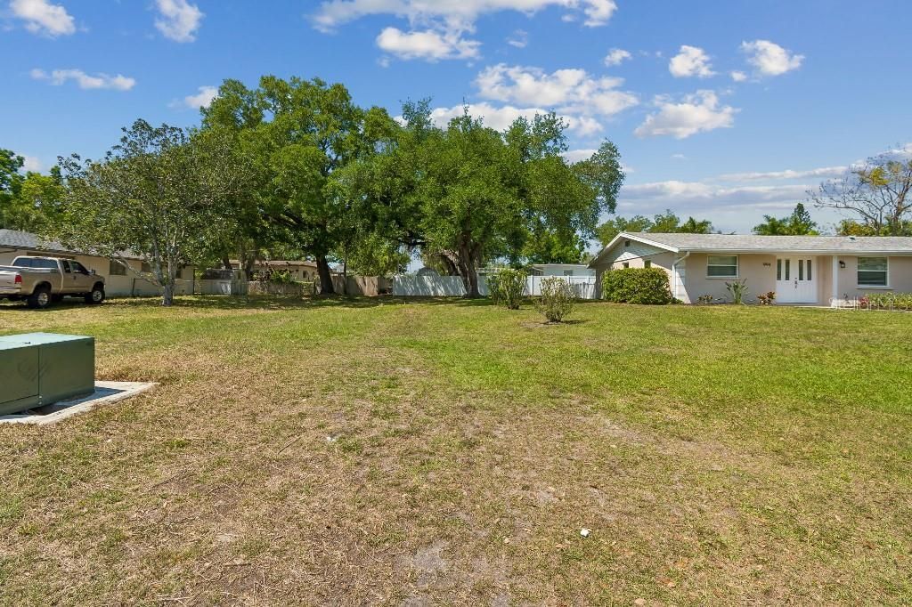 994 S Brink Avenue , Sarasota, FL 34237 Photo