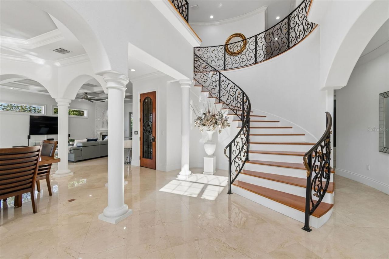 6233 Bayshore Boulevard, Tampa, FL 33611 Photo