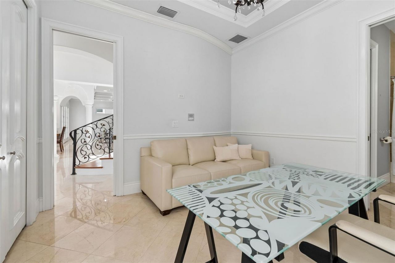 6233 Bayshore Boulevard, Tampa, FL 33611 Photo