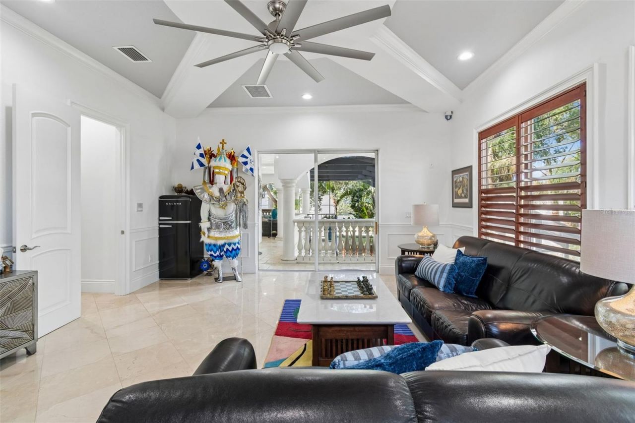 6233 Bayshore Boulevard, Tampa, FL 33611 Photo