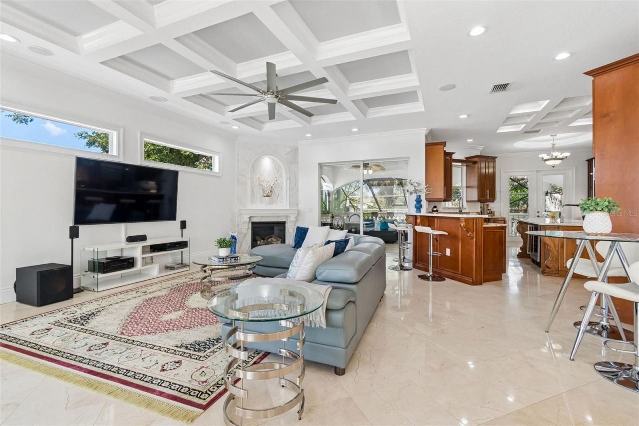 6233 Bayshore Boulevard, Tampa, FL 33611 Photo