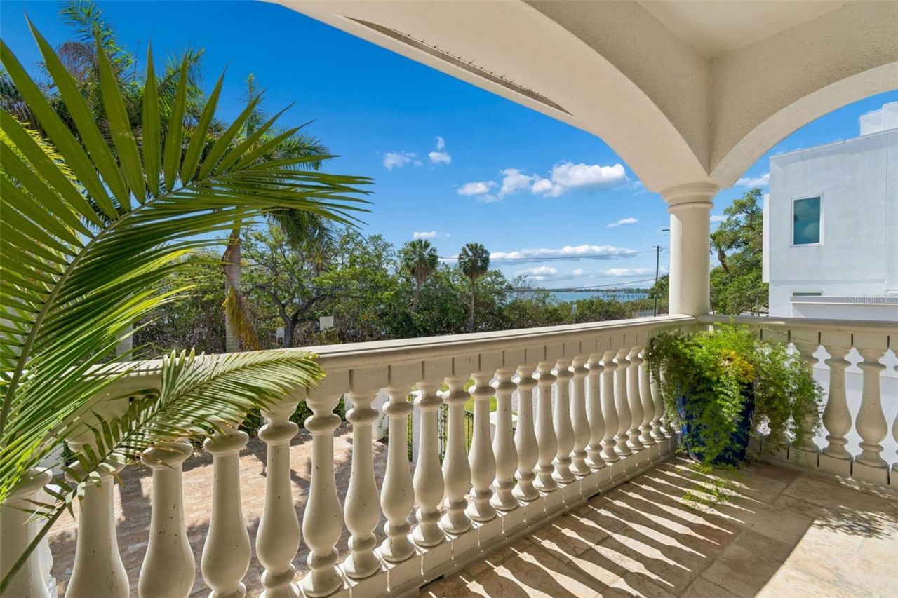 6233 Bayshore Boulevard, Tampa, FL 33611 Photo