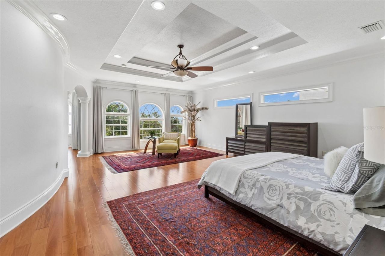 6233 Bayshore Boulevard, Tampa, FL 33611 Photo