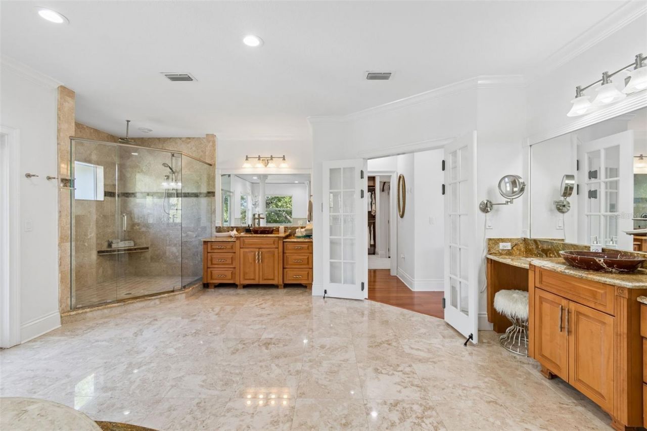 6233 Bayshore Boulevard, Tampa, FL 33611 Photo