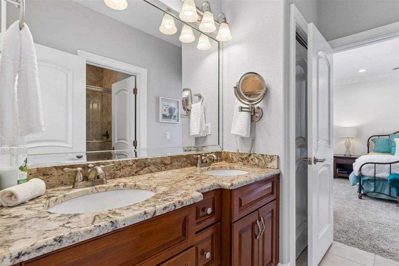 6233 Bayshore Boulevard, Tampa, FL 33611 Photo