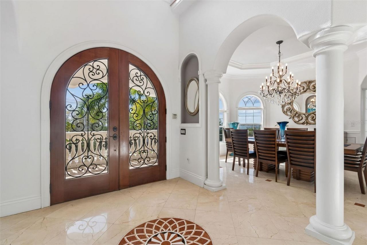 6233 Bayshore Boulevard, Tampa, FL 33611 Photo