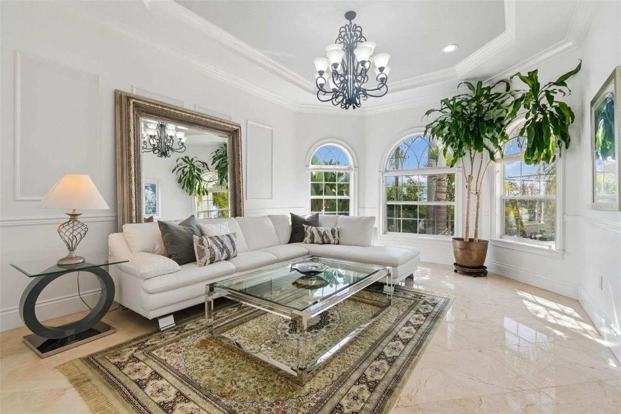 6233 Bayshore Boulevard, Tampa, FL 33611 Photo