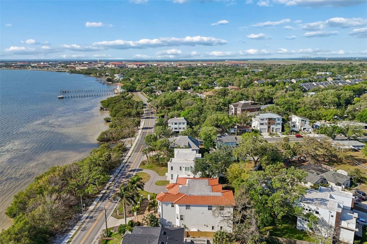 6233 Bayshore Boulevard, Tampa, FL 33611 Photo